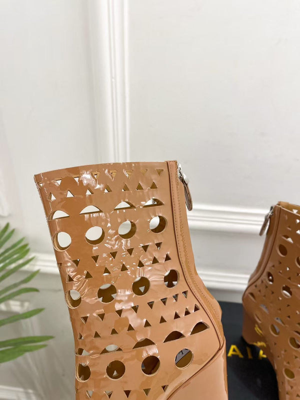 Alaïa Vienne Low-Cut Wedge Boots 90mm Brown Suede Perforated