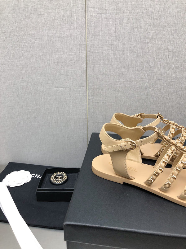 sandals beige lambskin