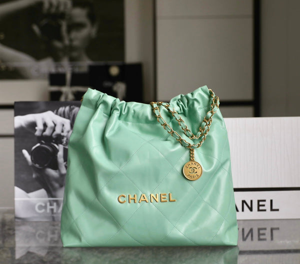 CC 22 ANTIBA HOBO BAG LIGHT GREEN 39CM