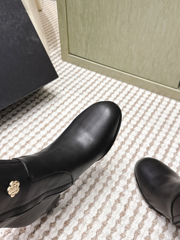 Chanel Riding Boots Black Lambskin 567792