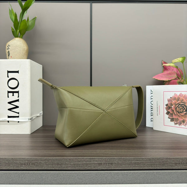 Loewe Puzzle Fold 22cm Handbag in Olive Green Glossy Calfskin 274165