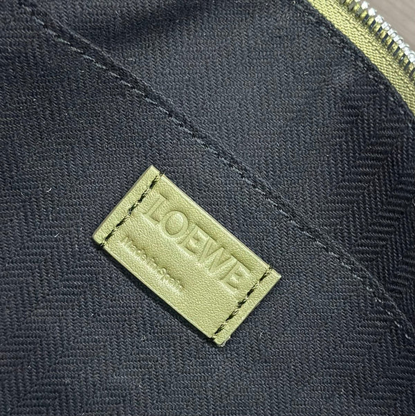 Loewe Puzzle Fold 22cm Handbag in Olive Green Glossy Calfskin 274165
