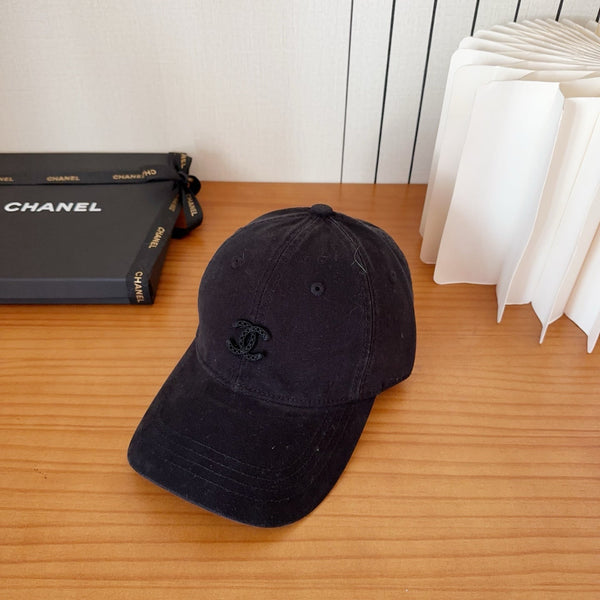 Chanel New Baseball Cap Black in Cotton 960124