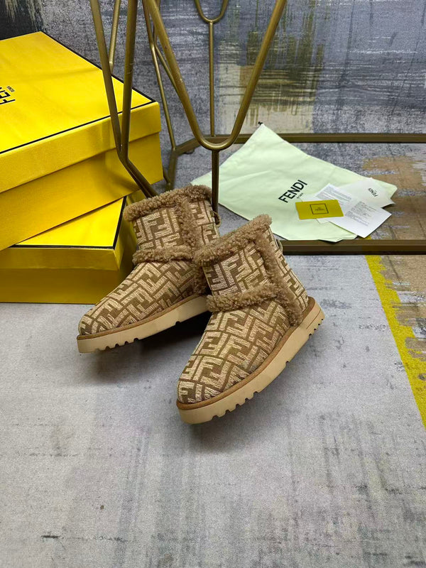 Fendi Laster Hot-Selling Snow Boots Brown Suede 575435