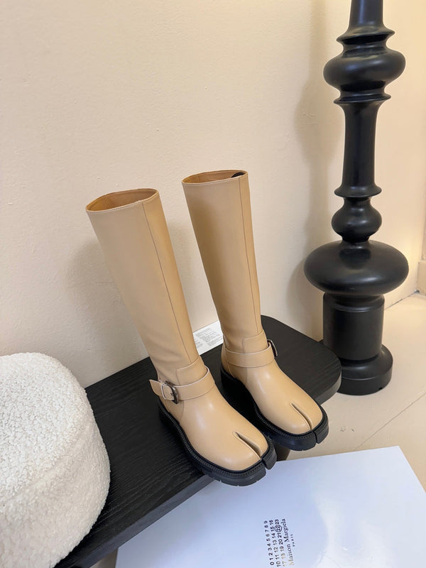 Maison Margiel 25AW New Split-Toe Rider Beige Boots Sheepskin 580423