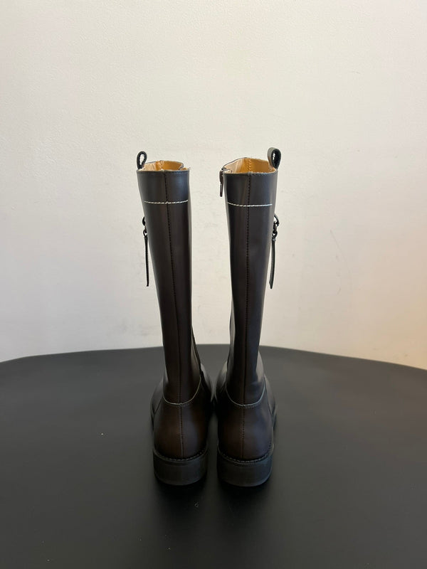 Maison Margiel 25ss Cool Square Toe Tall Riding Boots Dark Gray Glossy Leather 580414