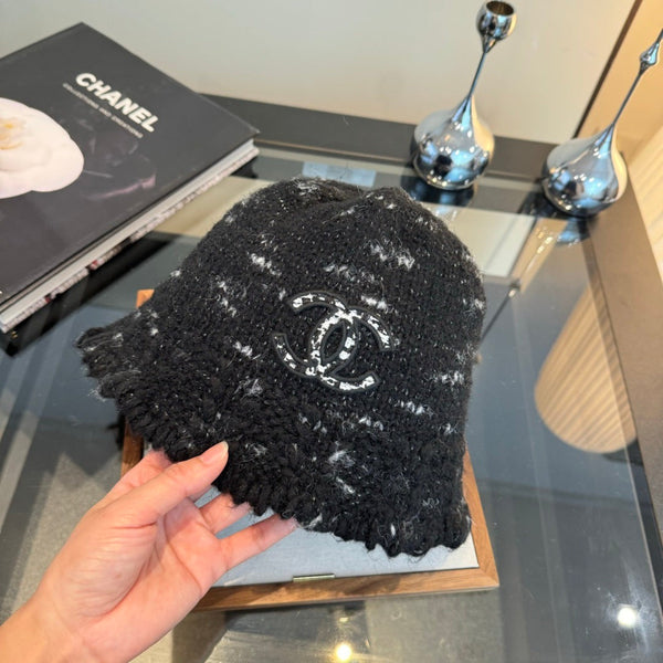 Chanel New Knitted Bucket Hat Black in Fibrous 980145