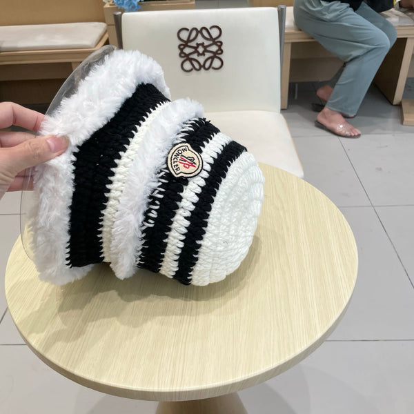 Moncler New Patchwork White Black Plush Bucket Hat 980317