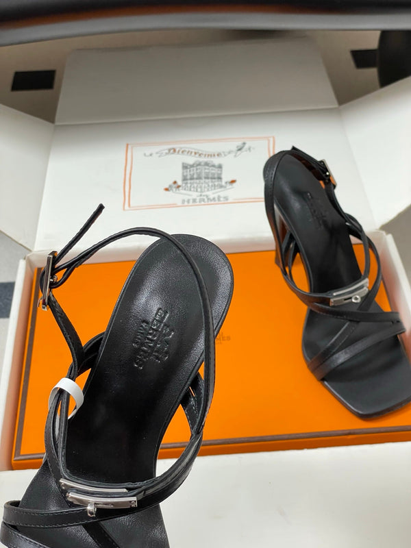 HM Muse Sandal 100 Black in Calfskin 593812