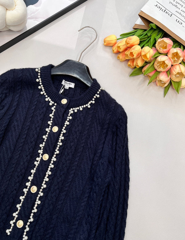 Chanel Cable Knit Crew Neck Cardigan Navy Blue in Wool 799529