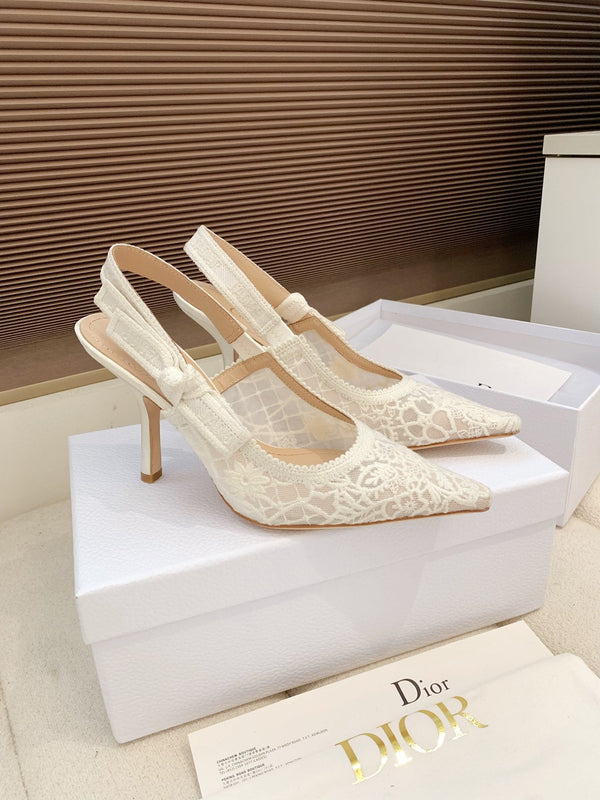CD Ribbon Lace Open-toe Ivory Sandals 95 in Sheepskin 598119
