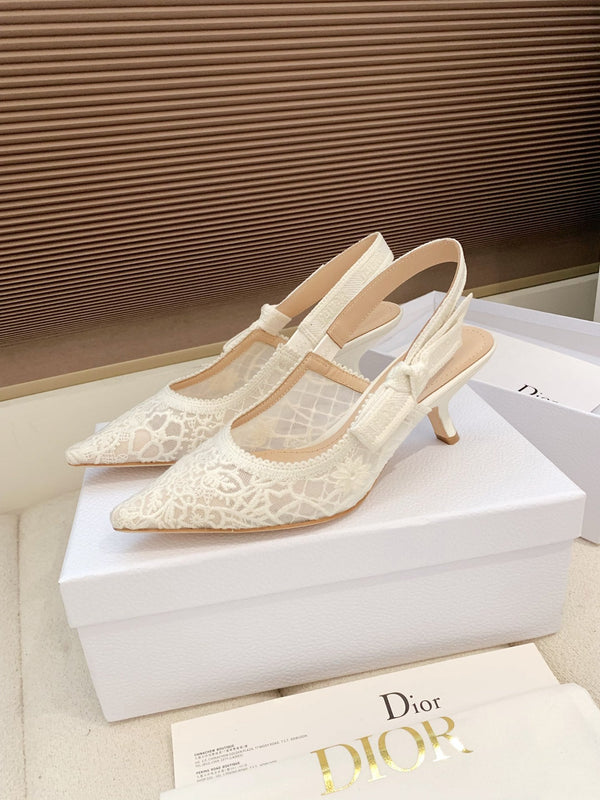 CD Ribbon Lace Open-toe Ivory Sandals 65 in Sheepskin 598118