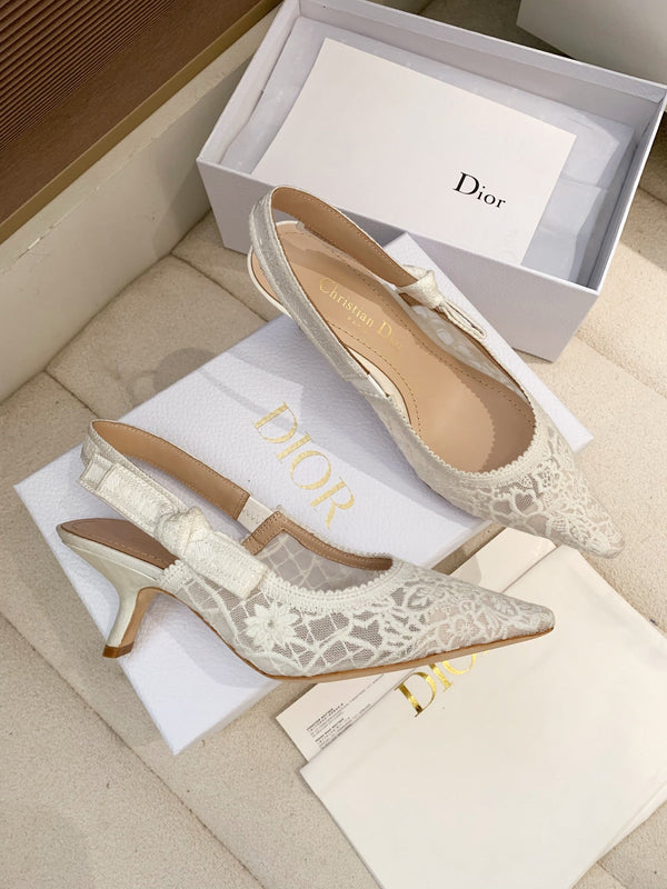 CD Ribbon Lace Open-toe Ivory Sandals 65 in Sheepskin 598118