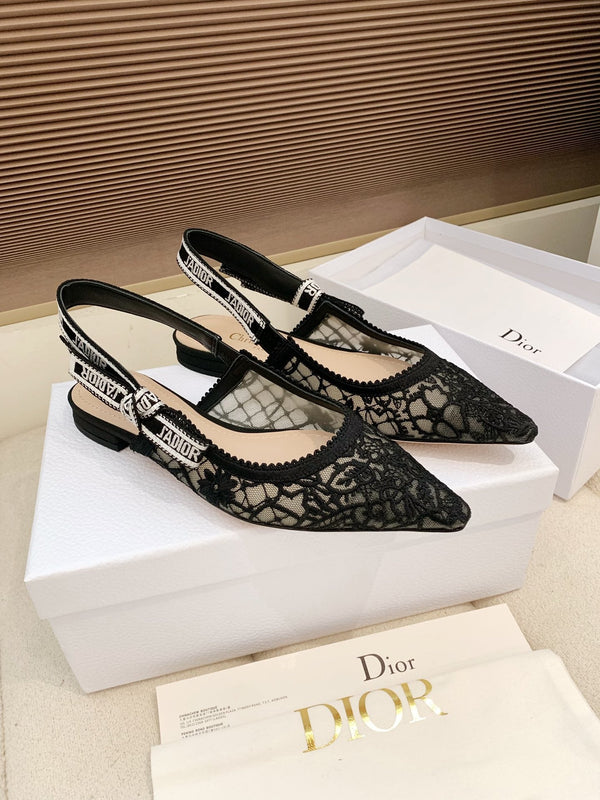 CD Ribbon Lace Open-toe Black Sandals in Sheepskin 598114