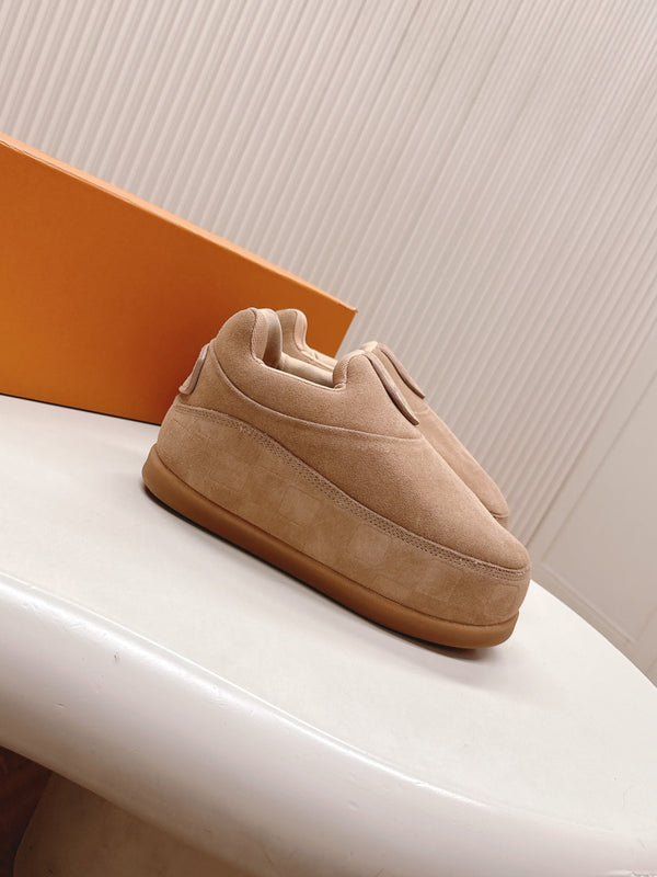LV x Nigo Collaboration Yeti Sneakers Beige in Suede Cowhide Leather 600794