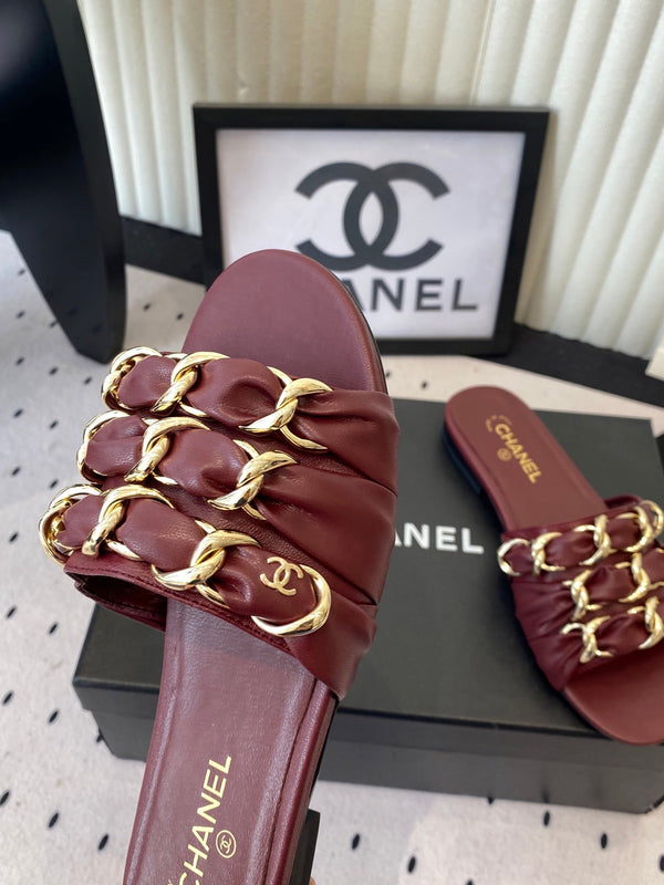 Chanel Early Spring Chain Slippers Burgundy in Lambskin 611718