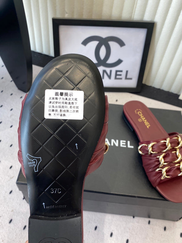 Chanel Early Spring Chain Slippers Burgundy in Lambskin 611718