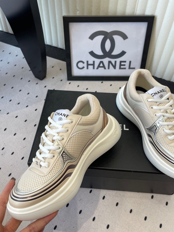 CC Sneaker Beige in Cowhide 611667