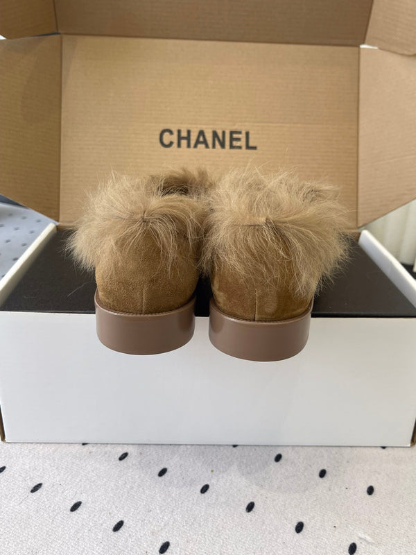CC 26 Furry Loafer Brown Suede Kidskin and Shearling Lambskin 611596