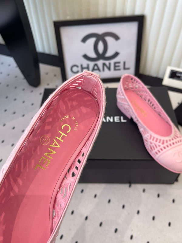 Chanel Ballet Flats Pink in Woven Raffia 611584