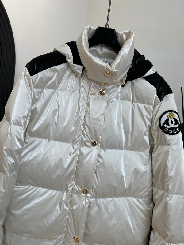 CHANEL SKI DOWN JACKET WHITE IN NYLON 841064