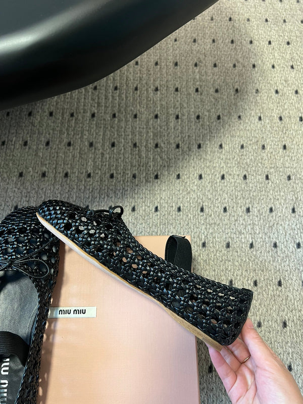 Miu Miu 26SS Ballet Flats Black in Sheepskin Leather Woven Mesh 614698