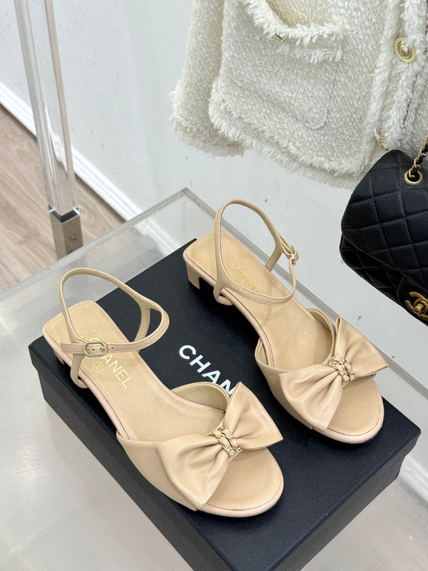 Chanel 26C Chain Bow Chunky Heel Sandals Beige in Cowhide 615991
