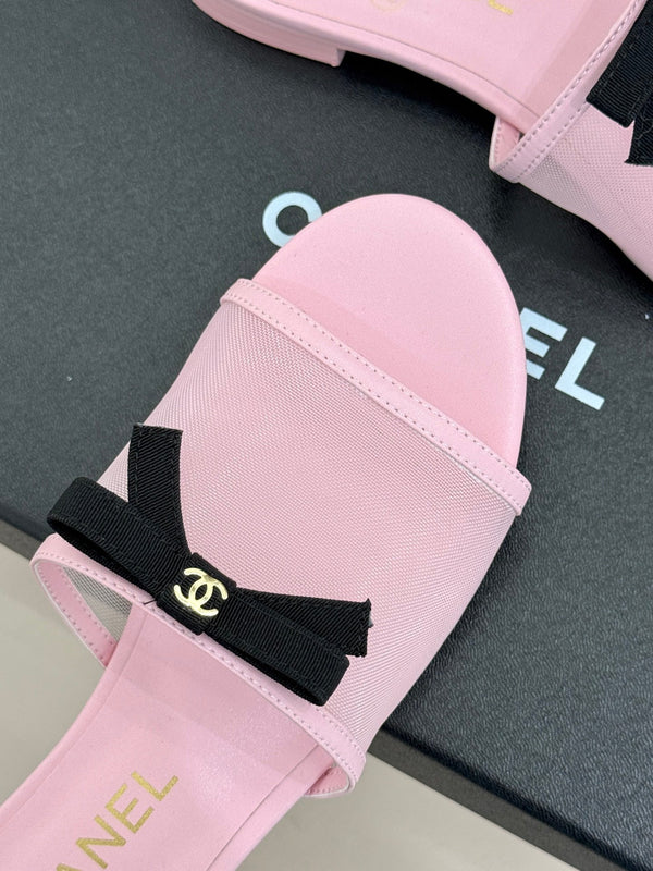 Chanel 26C Double C Bow Slippers Pink in Mesh 615710