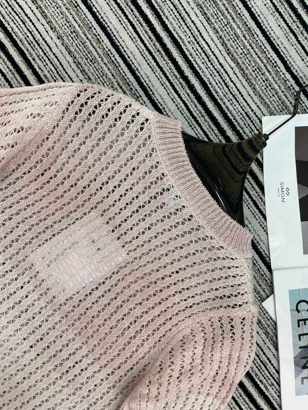 Chanel Knit Short-sleeve Pink in Wool 133523