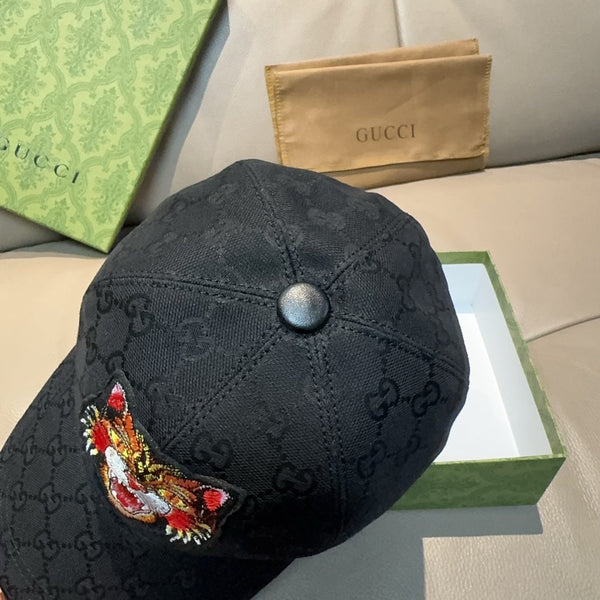 Gucci Baseball Cap with Tiger Print Black in Canvas 193858