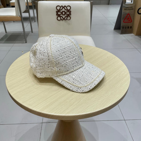 Chanel Baseball Cap With Heavy Pearl Off-white in Cloth 192119