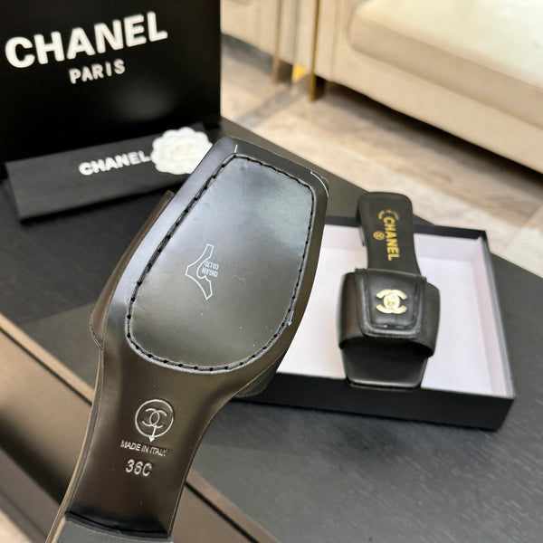 Chanel 26C Double C Buckle Square Toe Slippers Black in Lambskin 673028