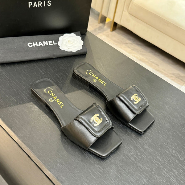 Chanel 26C Double C Buckle Square Toe Slippers Black in Lambskin 673028