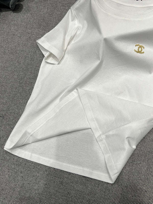 Chanel 26 Classic Crew Neck White in Cotton 161761