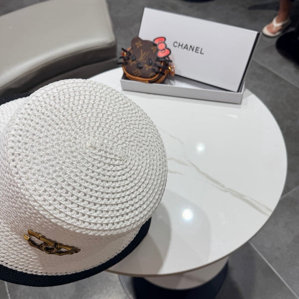 Chanel 26 Bucket Hat White in Straw 197775