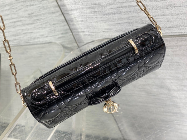 Dior 26 Bow Pearl Chain Clutch In Black Glossy Lambskin GHW