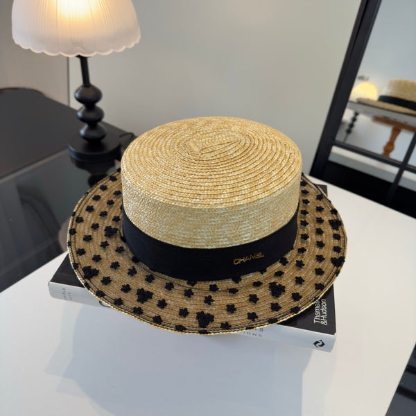 Chanel Beige Black Raffia straw hat 205379
