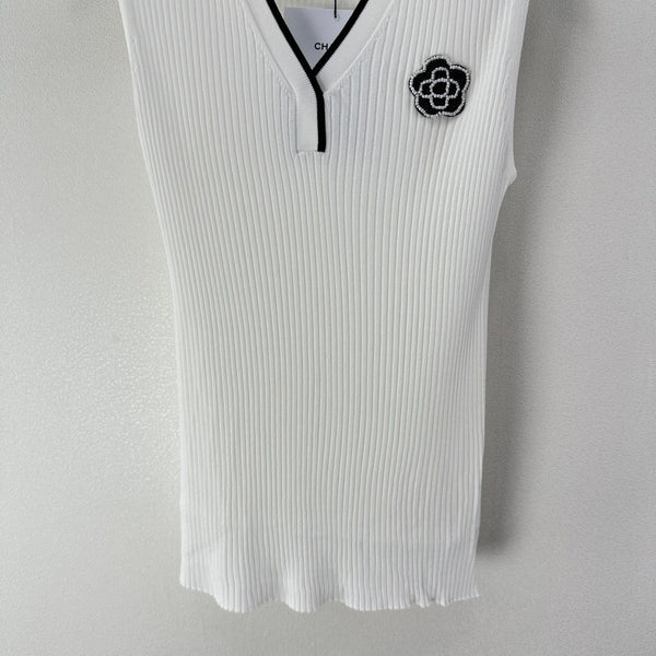 Chanel Vest White in Polyester 365297