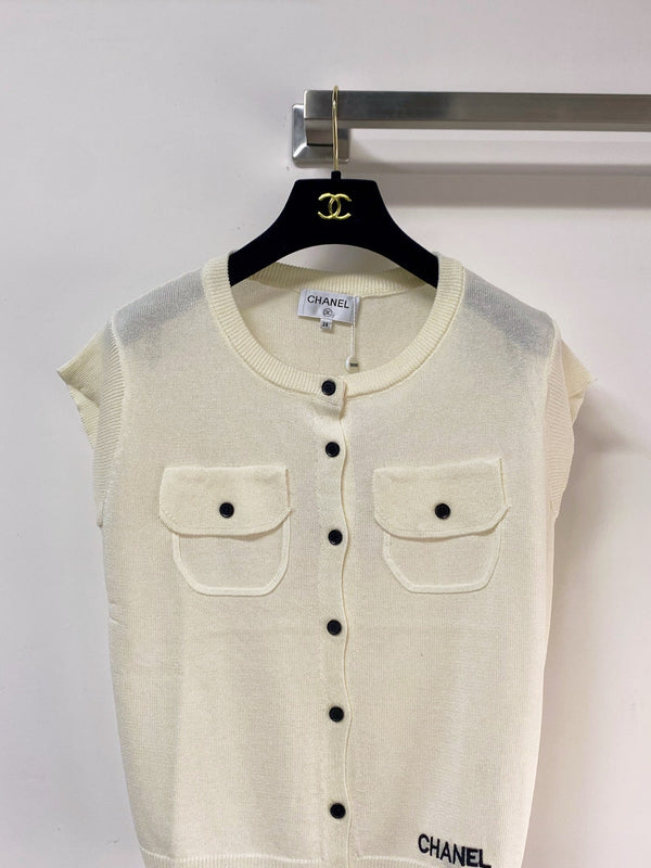 Chanel Vest Cream in Viscose 252203