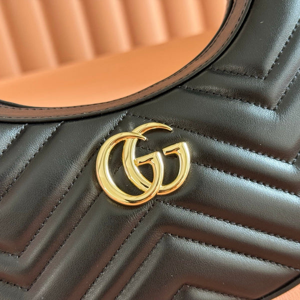 MARMONT SHOULDER BAG 21 IN BLACK CALFSKIN GOLD HARDWARE