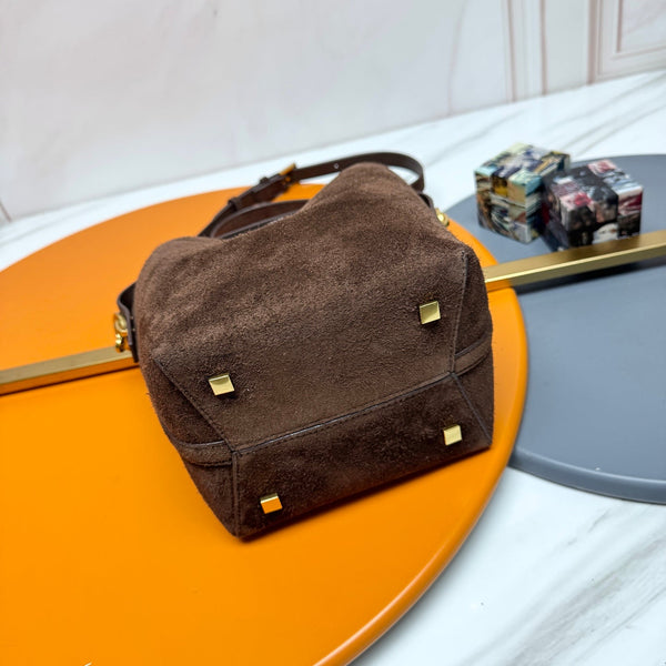 YSL Le 5 À 7 Bucket Bag 20cm Brown in Suede 285622