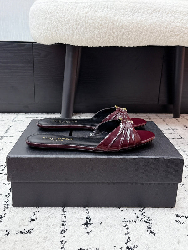 YSL Babylone Slides Burgundy in Cowhide 743657