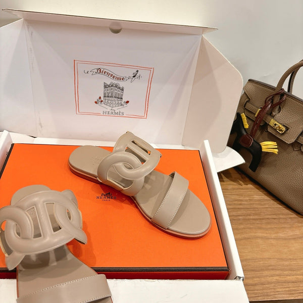 HM Sandal Beige in Calfskin 743977