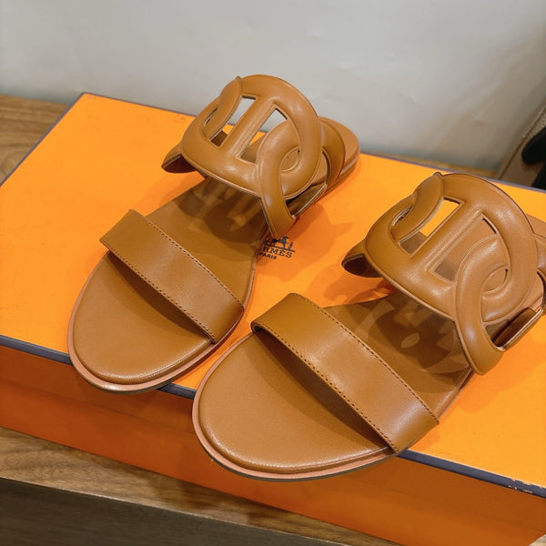 HM Sandal Brown in Calfskin 743980