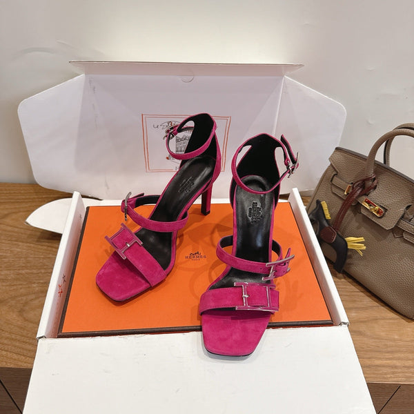 HM Liv Sandal 10.5 Pink in Deerskin 744076