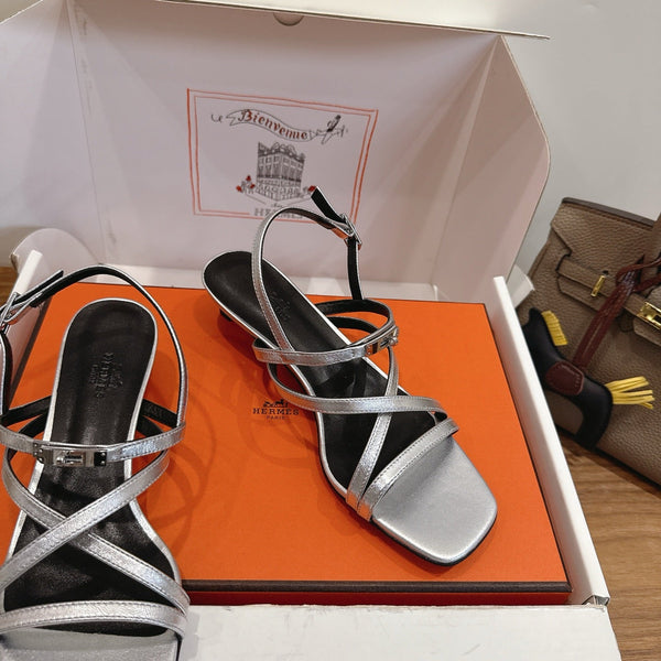 HM June Sandal Silver in Cowhide 744049