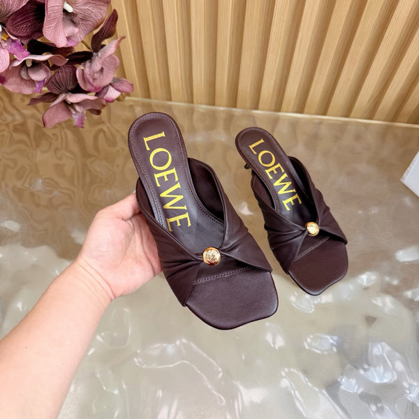 Loew Pebble Soft Sandal 55 Chocolate in Sheepskin 749417