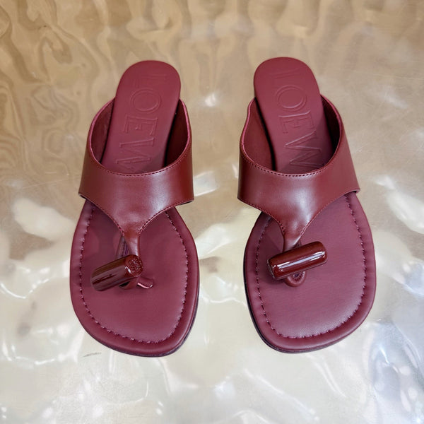 Loew Toggle Sandal Burgundy in Cowhide 749329