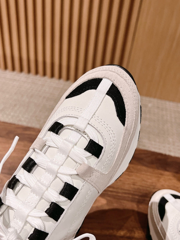 CC Sneaker Black Beige White in Leather 753929
