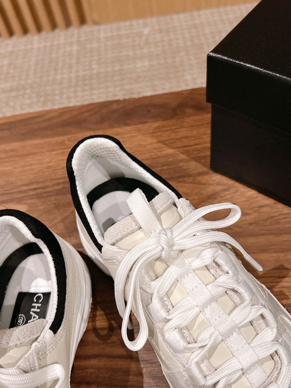 CC Sneaker White Black in Leather 753928